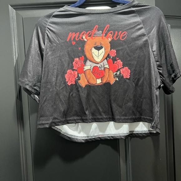 Tops - NEW Black Love Bear Crop Top Size Large